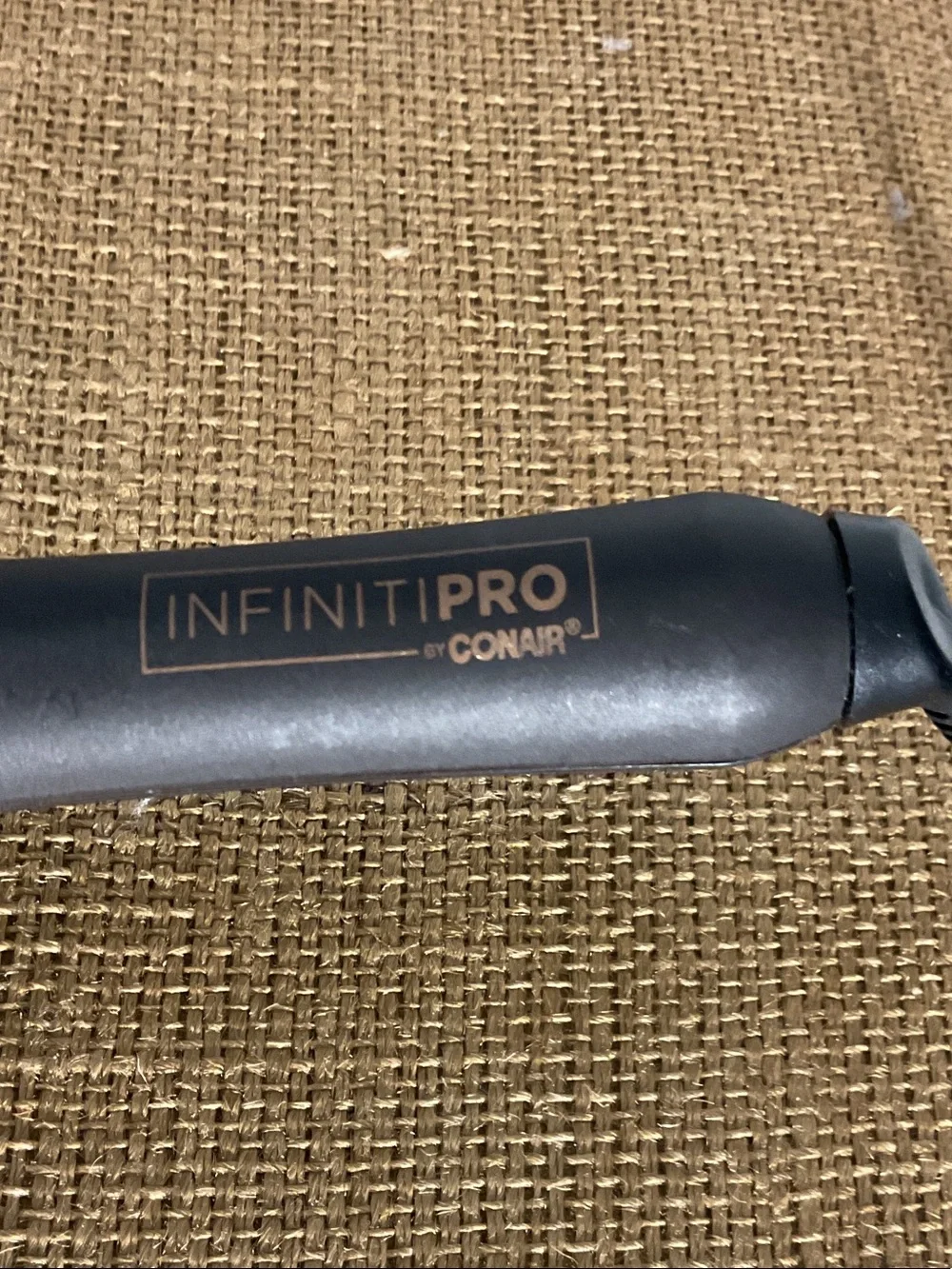 Moroccanoil Hydration Hair Mask+- curling iron